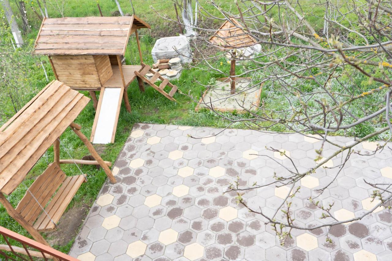 Садиба В Пані Рузі Skole Buitenkant foto